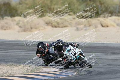 media/Dec-07-2025-CVMA (Sun) [[3e7d2de5dc]]/Race 7-Formula Lightweight Twins Shootout/